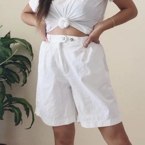 BASIC EDITIONS WHITE SHORTS Size 6